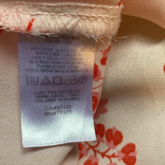 Ann Taylor factory floral blouse. Size Large. - Picture 11 of 11